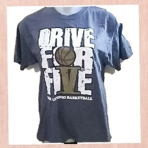 San Antonio Spurs Drive for Five Tee size XL